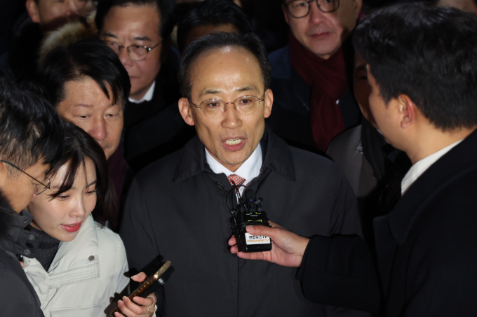 추경호 국민의힘 의원이 자신에 대한 구속영장이 기각되자 "이제 정권에서는 정치 탄압, 야당 탄압을 중단하고 민생을 지키고 미래를 키우는 일에 집중해 주면 고맙겠다"고 전했다. 사진은 3일 추 의원이 경기 의왕시 서울구치소를 나서고 있는 모습. /사진=뉴시스