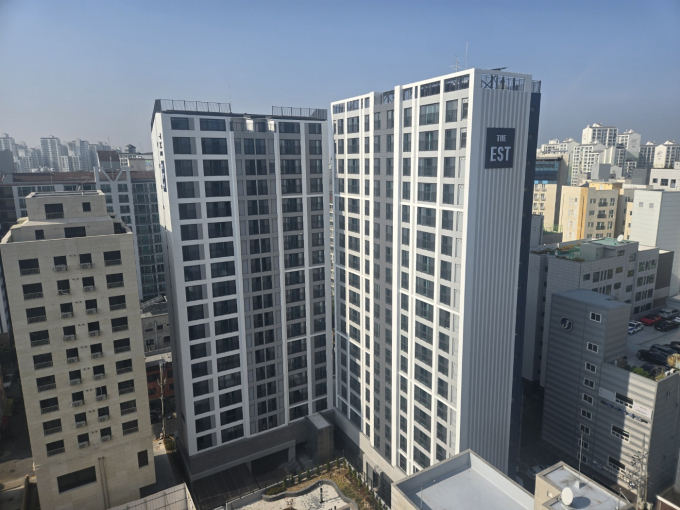 서울 강서구 염창동 소재 덕수연립 한국토지주택공사(LH) 참여형 가로주택정비사업이 입주를 시작했다. 사진은 덕수연립 가로주택 전경. /사진=LH