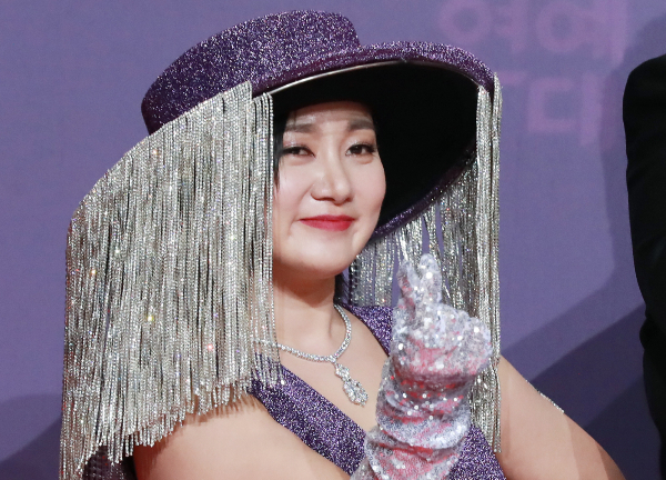 '매니저 갑질 논란' 박나래, 결국 녹화도 취소?... 활동 빨간불 켜지나 - 뉴스 썸네일 이미지