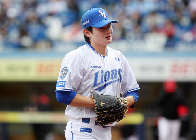 삼성 라이온즈 투수 육선엽이 상무 피닉스에 합격했다. 사진은 삼성에서 활약한 육선엽. /사진=뉴스1