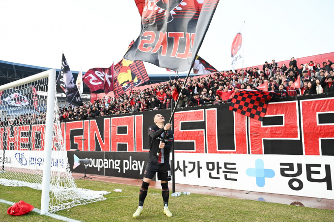 부천FC 1955가 공격진의 힘으로 1부 리그 승격을 노린다. 사진은 부천에서 활약 중인 바사니의 모습. /사진=부천FC1955 제공