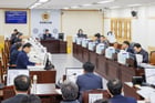 경북도의회 예산결산특별위원회가 5일 제359회 제2차 정례회 제4차 예산 심의를 진행하고 있다./사진제공=경북도의회