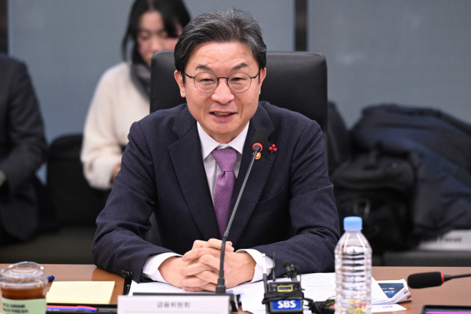  이억원 금융위원장이 4일 오후 서울 중구 대한상공회의소에서 열린 'M.AX 얼라이언스-국민성장펀드 연계 간담회'에서 모두발언을 하고 있다./사진=뉴스1