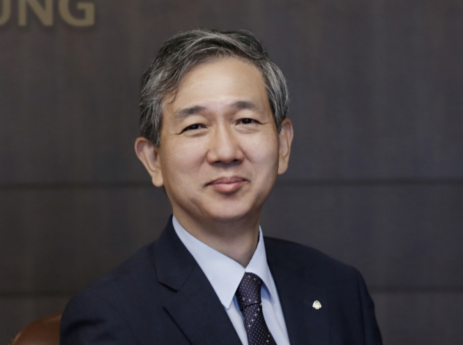 황 후보자는 "개별 회사 이익보다 시장 전체 파이 확대를 우선 하겠다"고 밝혔다. /사진=신영증권