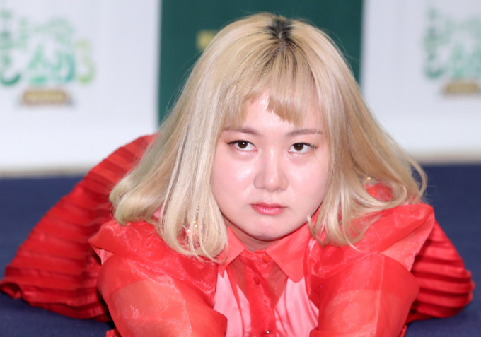 경찰이 '갑질 의혹'을 받는 방송인 박나래 씨를 입건했다. 사진은 지난 2019년 서울 마포구 상암동 스탠포드호텔 서울에서 열린 tvN 예능프로그램 '풀 뜯어먹는 소리3' 제작발표회에 참석한 코미디언 박나래. /사진=스타뉴스