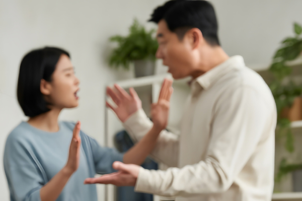 사업 성공 후 남편에게 무시당하는 아내의 사연이 전해졌다. 사진은 기사의 이해를 돕기 위함. /사진=클립아트코리아