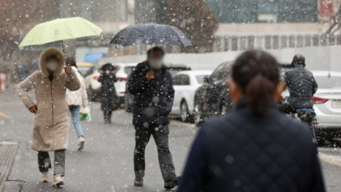 하남시가 주말 강설 예보에 대비해 시민 안전을 위한 종합적인 제설 대응 체계에 돌입했다. 사진은 기사 내용과 관련 없습니다. /사진=머니S DB