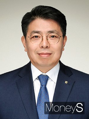 광주은행 차기은행장 단독 후보로 추천된 정일선 부행장/사진=광주은행 제공.