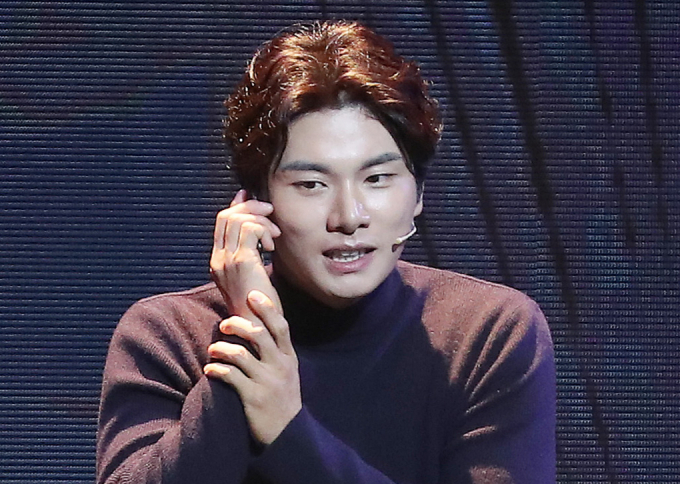 배우 이이경이 사생활 의혹에 대해 법적 조치 중인 가운데, 폭로자가 재차 입장을 밝혔다. 사진은 지난 2022년 9월서울 강남구 삼성동 코엑스 아티움에서 열린 뮤지컬 '사랑의 불시착' 프레스콜에 참석한 배우 이이경. /사진=머니투데이