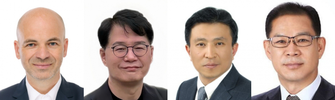 사진 왼쪽부터 만프레드 하러 R&D본부장, 정준철 제조부문장, 윤승규 북미권역본부장, 이보룡 현대제철 생산본부장. /사진=현대차그룹