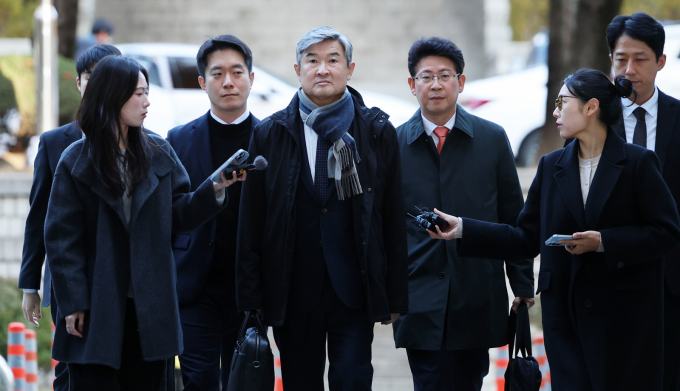 12·3 비상계엄 선포 계획을 듣고도 국회에 보고하지 않는 등 국정원장 의무를 다하지 않은 혐의를 받는 조태용 전 국가정보원장이 첫 재판에서 혐의를 부인했다. 사진은 지난달 11일 조 전 원장이 서울 서초구 서울중앙지방법원에서 열린 영장실질심사(구속 전 피의자 심문)에 출석한 모습. /사진=뉴스1
