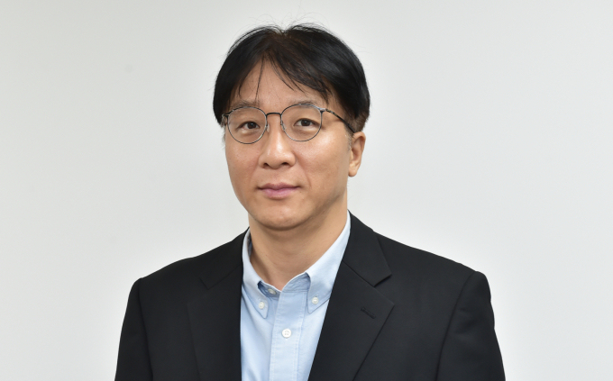 송정훈 경제금융부 부국장