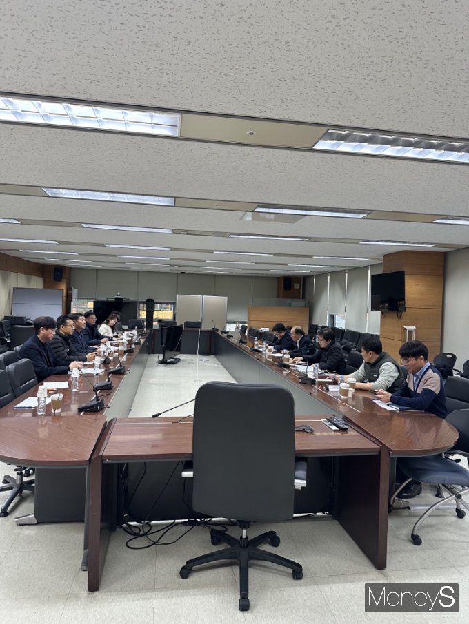 광주지방고용노동청에서 광주·전라·제주지역 산업 재해 감소를 위한 유관기관 간담회가  열리고 있다/사진=광주지방고용노동청 제공.