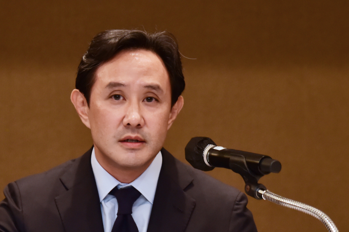 지난해 10월2일 서울 용산구 소월로 그랜드 하얏트에서 열린 고려아연 긴급 기자회견에 참석한 최윤범 고려아연 회장. /사진=임한별 기자