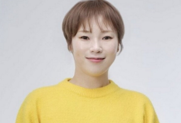 박나래의 이른바 '주사이모' 논란에 연루된 먹방 유튜버 입짧은햇님이 잘못을 시인하고 활동 중단을 선언했다. 사진은 먹방 유튜버 입짧은햇님(본명 김미경) 모습. /사진=인스타그램 캡처