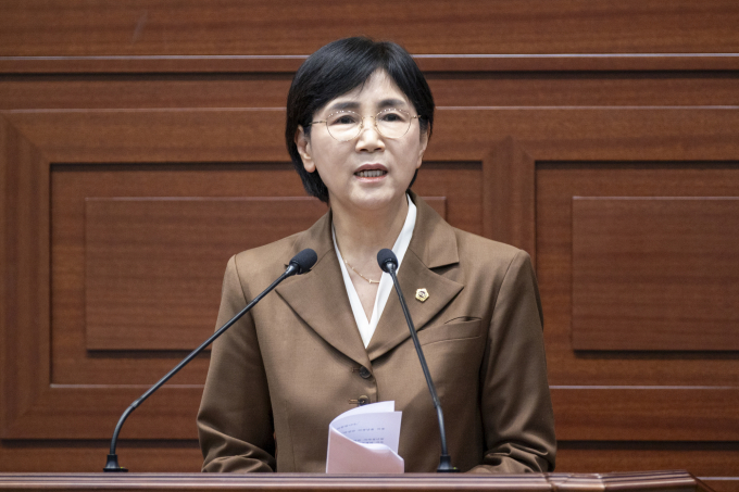 이선희 경북도의원이 19일 열린 제359회 경상북도의회 제2차 정례회 제4차 본회의에서 5분 자유발언을 하고 있다./사진제공=경북도의회