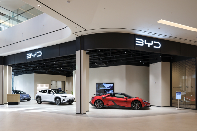 사진은 지난 8일 스타필드 빌리지 운정에 문을 연 BYD Auto 전시장 모습. /사진=BYD