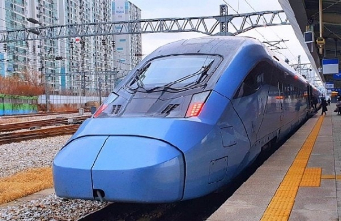  내년 1월3일부터 덕소역에서 부산 부전역을 운행하는 중앙선 KTX-이음. /사진=머니S DB 