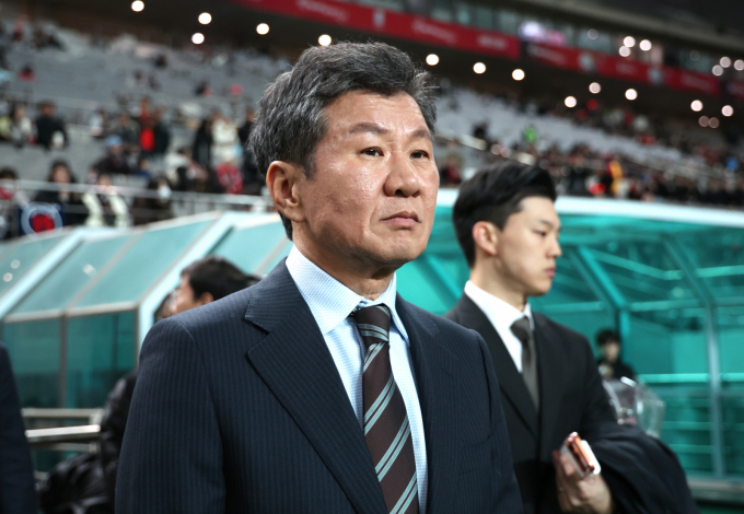 대한축구협회가 20231년 아시아축구연맹 아시안컵 개최 도전에 이어 2035 아시아컵에도 도전장을 내밀었따. 사진은 지난달 18일 서울월드컵경기장을 찾은 정몽규 대한축구협회장의 모습. /사진=뉴시스
