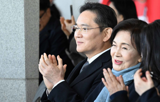 지난달 28일 오후 경남 창원시에서 열린 '제139기 해군사관후보생 임관식'에 참석하고 있는 이재용 삼성전자 회장. /사진=뉴스1