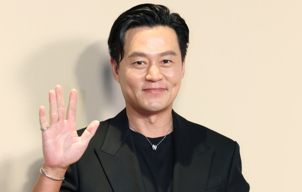 배우 이서진이 'SBS 연예대상'을 향해 작심발언을 내놨다. 사진은 배우 이서진 모습. /사진=뉴스1