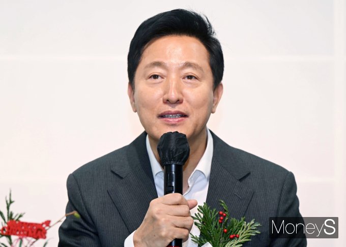 오세훈 서울시장이 내년 핵심 화두로 강북활성화와 주택공급을 지목하며 미래특별시 도약을 위해 노력하겠다고 밝혔다. 사진은 오세훈 서울시장 본인. /사진=임한별 기자