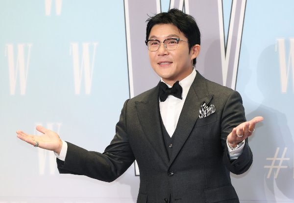 '조폭 연루설'에 휩싸여 출연 중인 방송에서 모두 하차했던 방송인 조세호가 복귀 수순을 밟는다. 사진은 방송인 조세호 모습. /사진=뉴스1