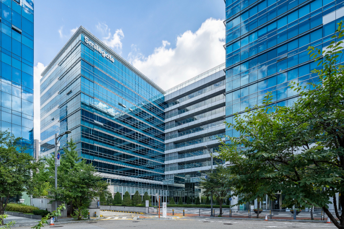 스마게 통합 법인 출범, 이혼소송 '재산 분할 방어막' 쌓았나 - 뉴스 썸네일 이미지