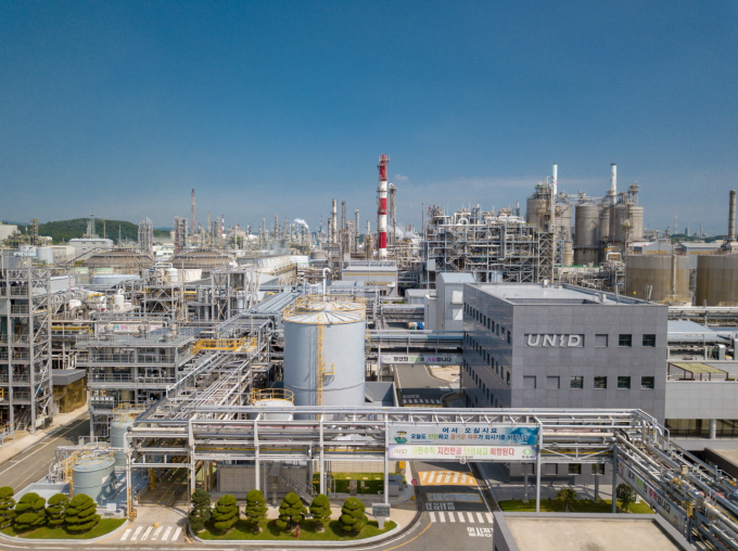 [아침밥] 하나증권 "유니드, 지난해 실적 부진 올해 반전... 목표가 9만원... - 뉴스 썸네일 이미지